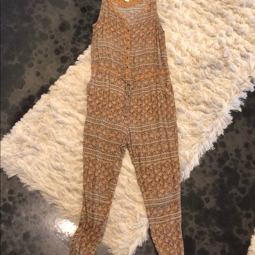 Anthropologie Lilka Danie Jumpsuit 🌿